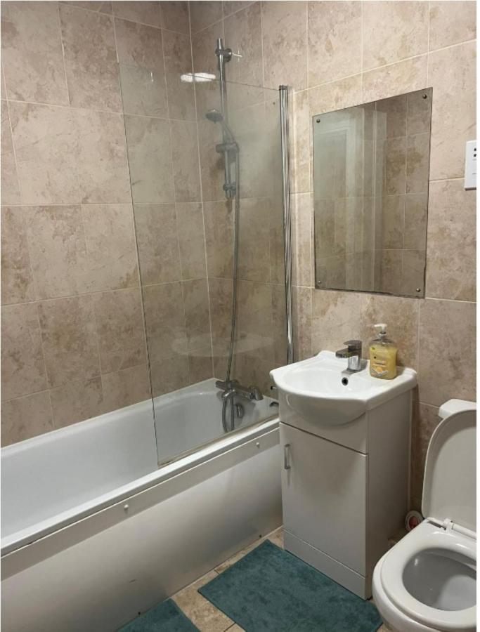 Modern And Stylish 1Bed Flat Leilighet Barking  Eksteriør bilde