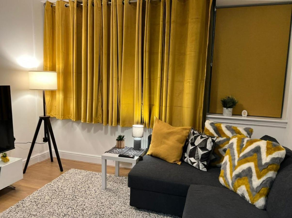 Modern And Stylish 1Bed Flat Leilighet Barking  Eksteriør bilde