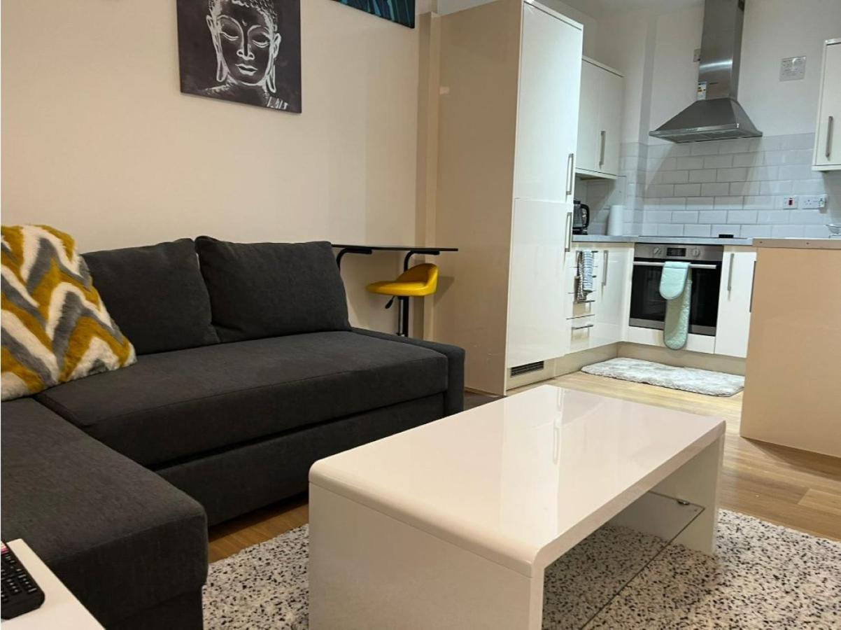 Modern And Stylish 1Bed Flat Leilighet Barking  Eksteriør bilde